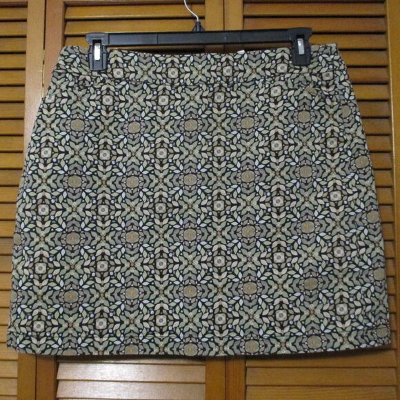Croft & Barrow skort pull on, stretchy olive & tan colors, pockets, size 14 - Picture 1 of 10
